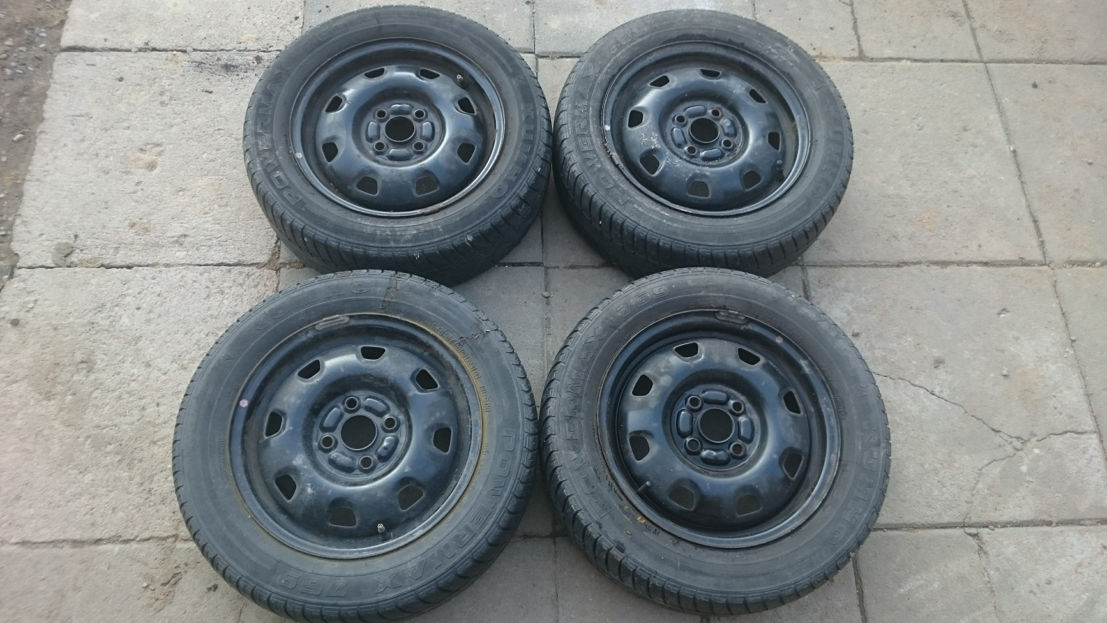 pneu 185/60 R14 Kumho Powermax