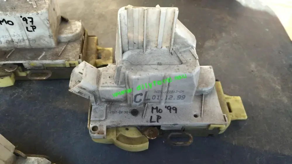 zámek + centrál LP Mondeo 96- 5pin