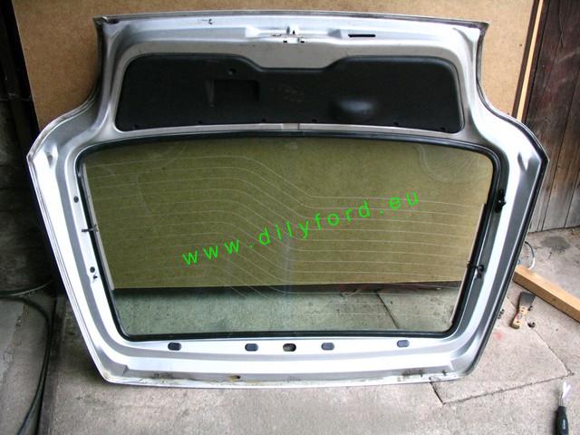 Dveře - víko kufru Fiesta III