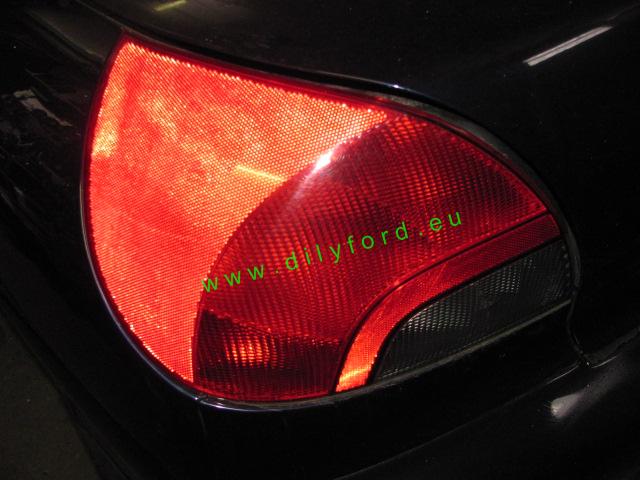 světlo LZ Mondeo II 4D sedan