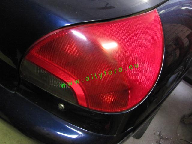 světlo PZ Mondeo II 4D sedan