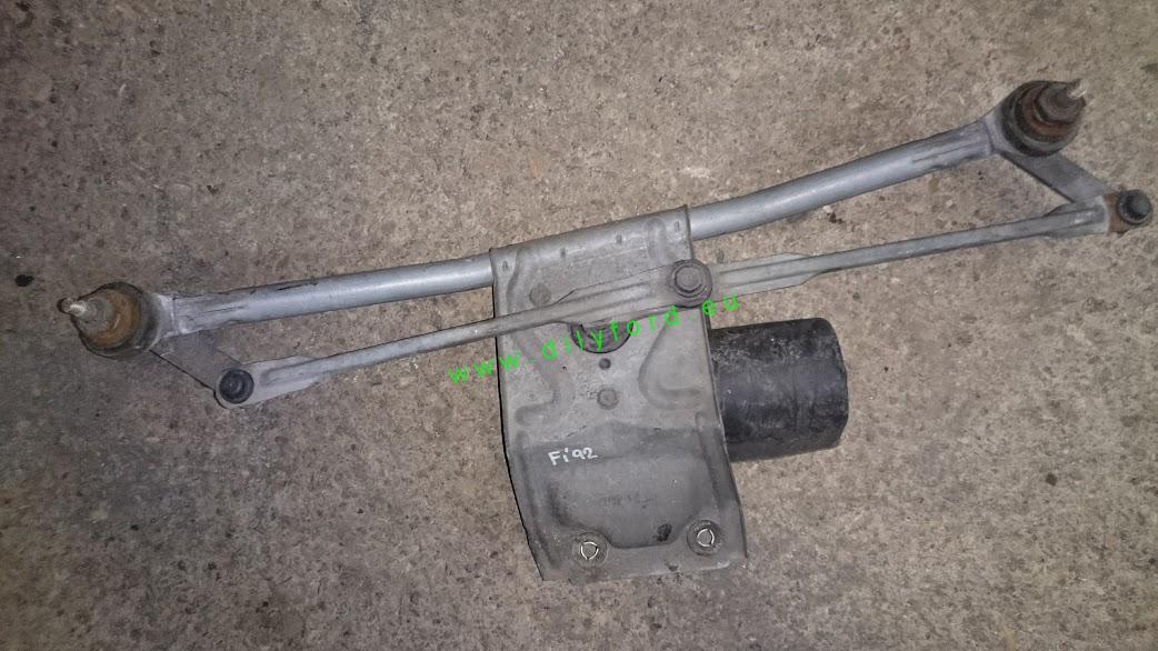 motorek př. stěračů Fiesta III