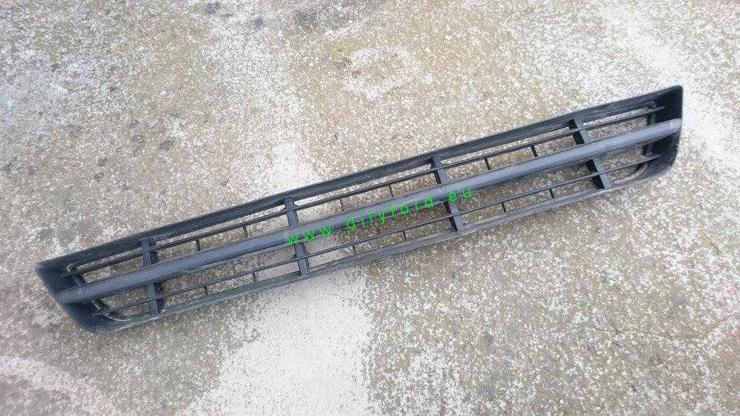 mřížka nárazníku Focus I 2002-2004