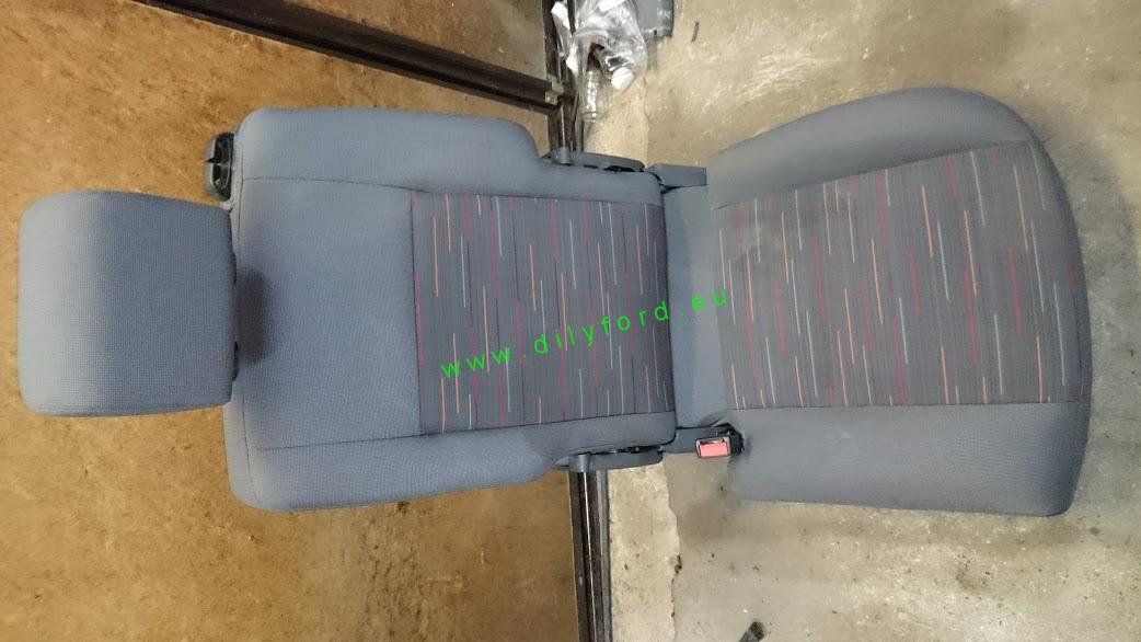 sedačka LZ C-Max 2009