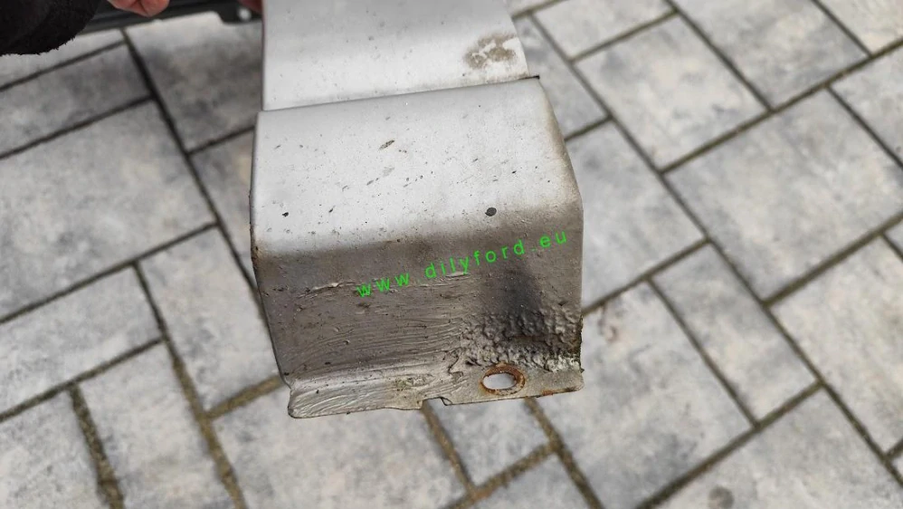 blatník levý přední Mondeo III 