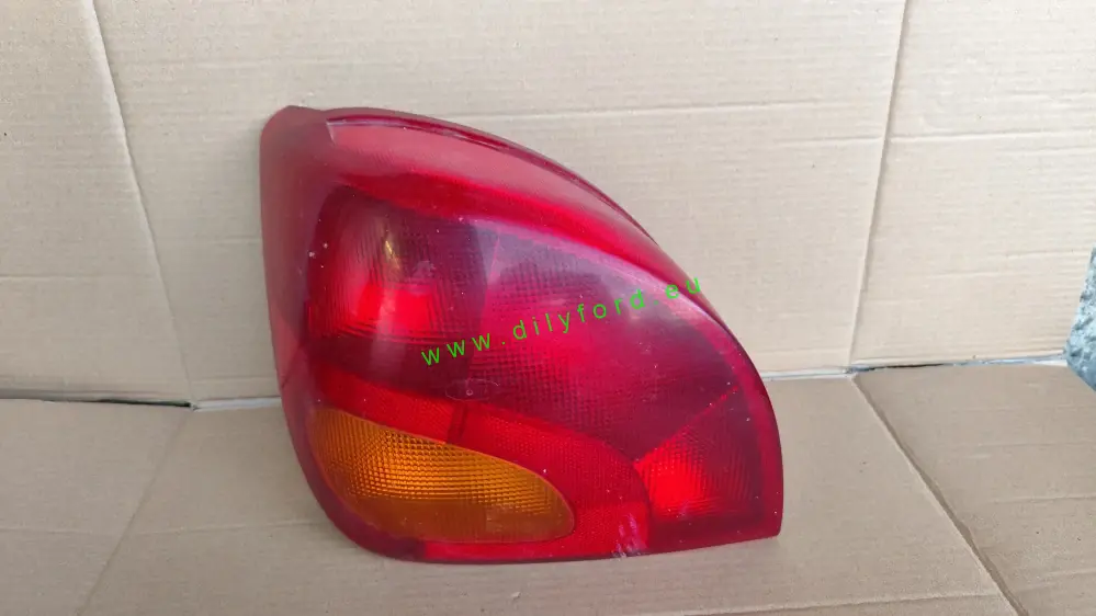 světlo LZ Fiesta IV