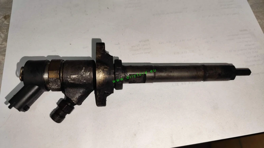 vstřikovací tryska CR Bosch 1.6 TDCI/HDI 80kW
