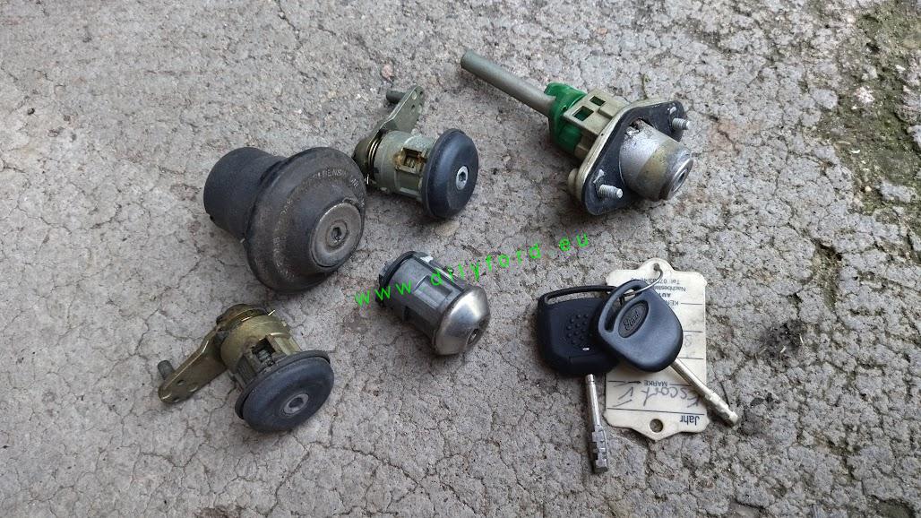 sada zámků Escort VI-VII HB - 2 klíče