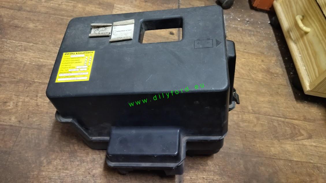 kryt baterie Focus I benzin