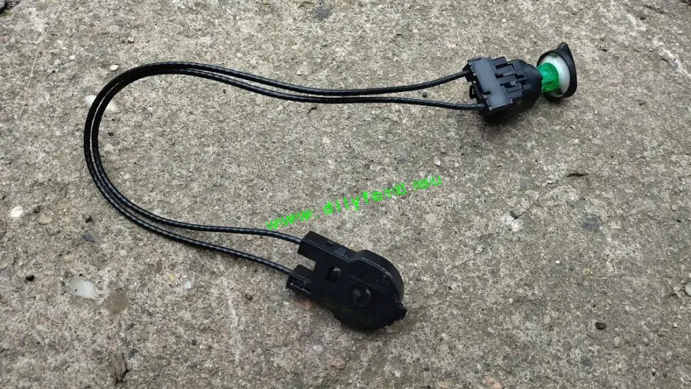 táhla topení Focus I - část 98AB11504AE