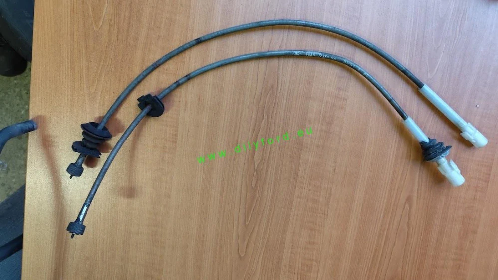 náhon tachometru Escort 95AB17260HA