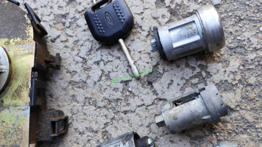 sada zámků Focus I HB - 1 klíč bez kapoty