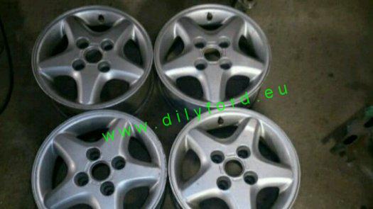 13" Alu kola Dezent 5,5Jx13 ET16 4x108