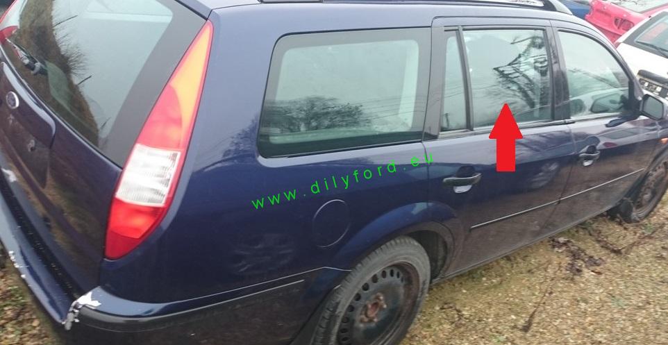sklo PZ dveří Mondeo III kombi