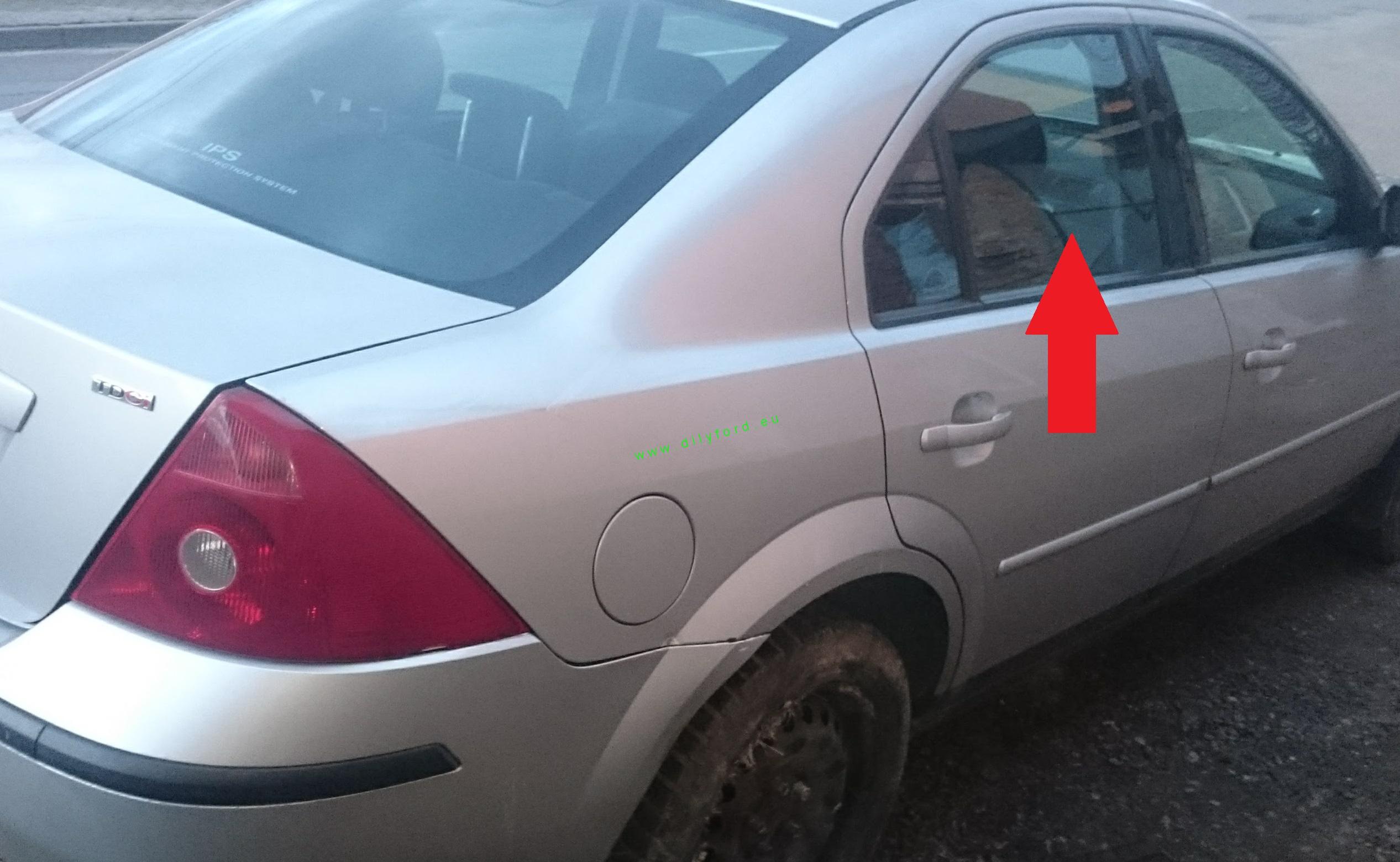 sklo PZ dveří Mondeo III 4/5D