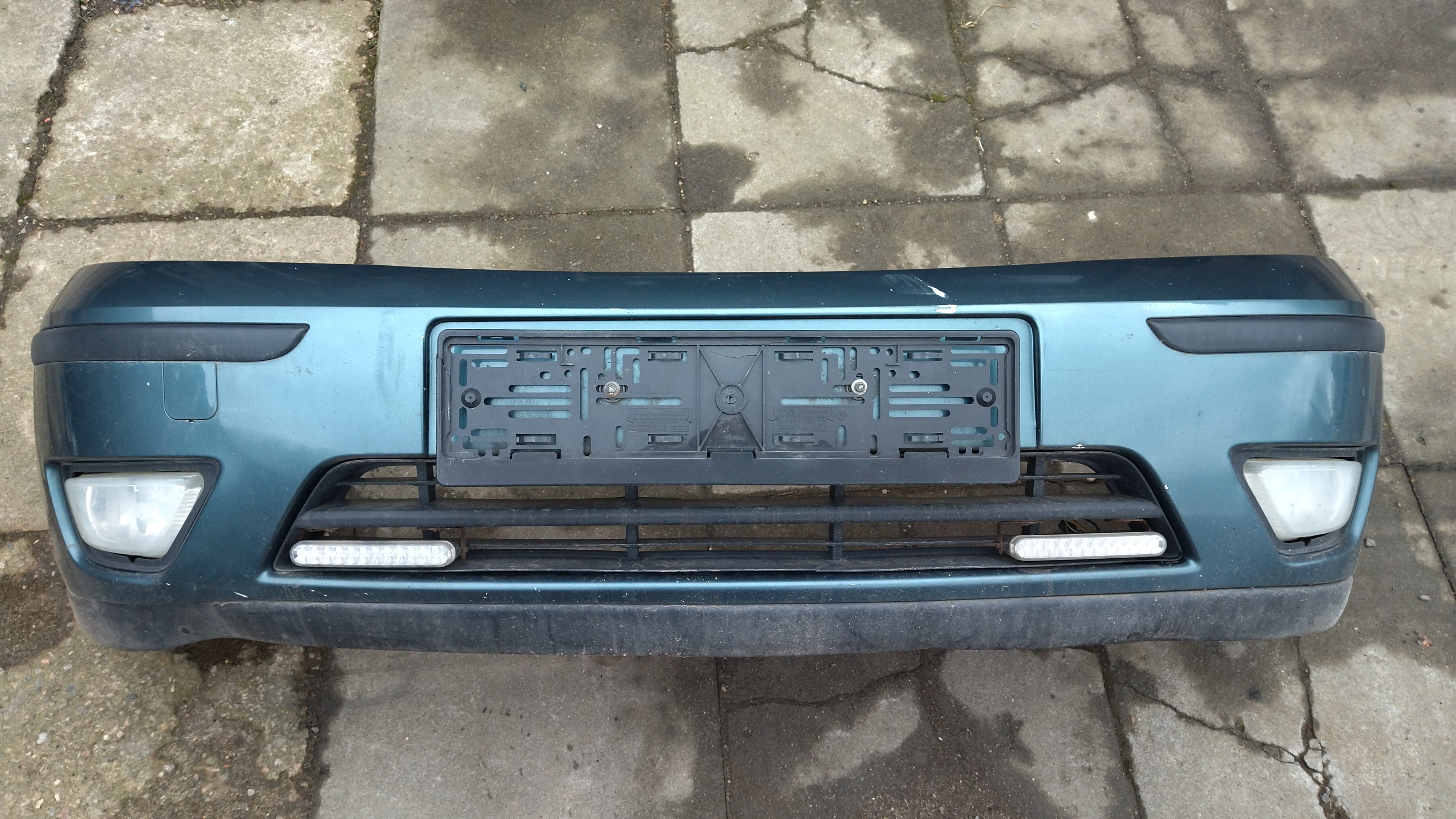 nárazník přední Focus I 01-04 + mlhovky