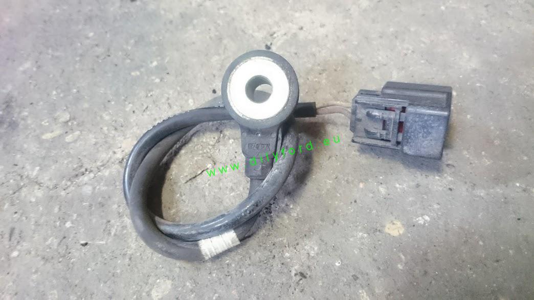 senzor klepání Focus 1.6 FYDB