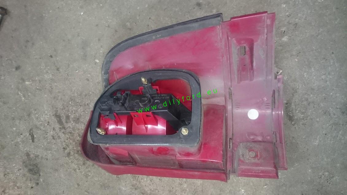 světlo LZ Sharan 00-