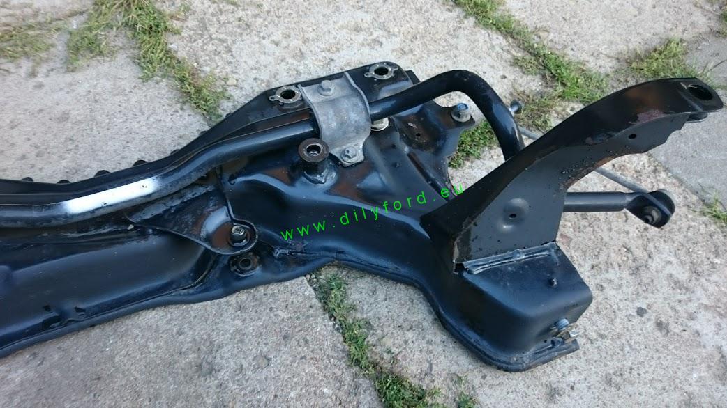 nápravnice přední Focus I TOP stav