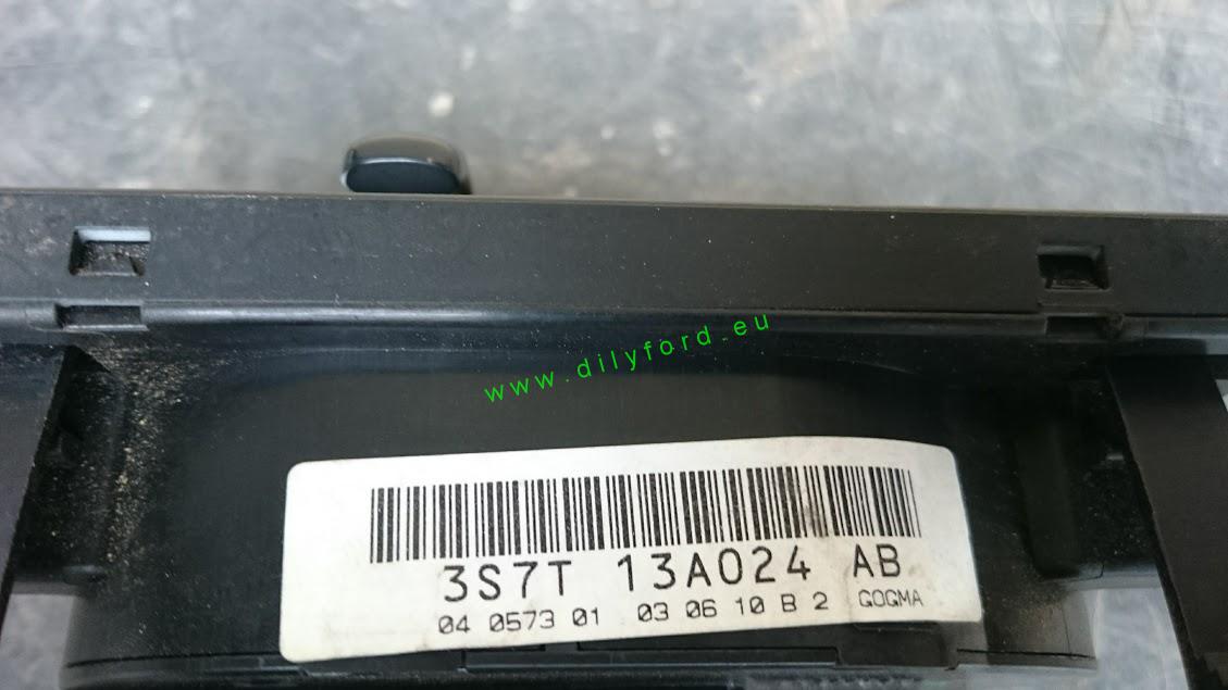 ovladač světel 3S7T13A024AB