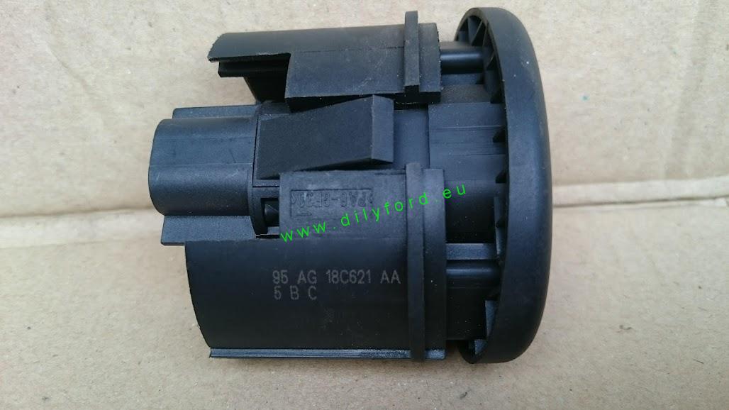 spínač vyhřívání zadního okna Escort VII