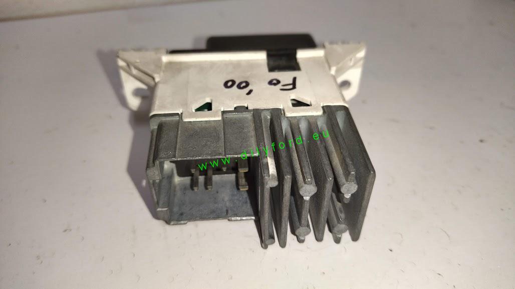 spínač výstražných Focus I verze1