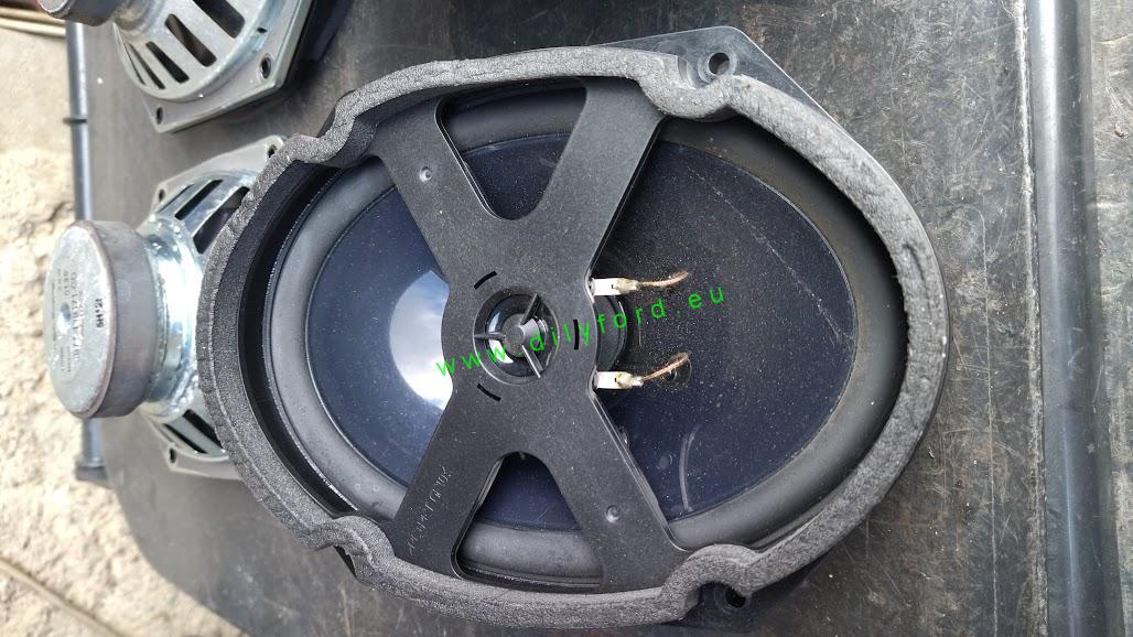 reproduktor dveří Mondeo III premium