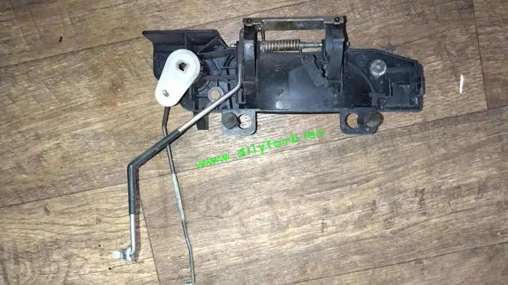 LP klika otevírání dveří Mondeo MkII 