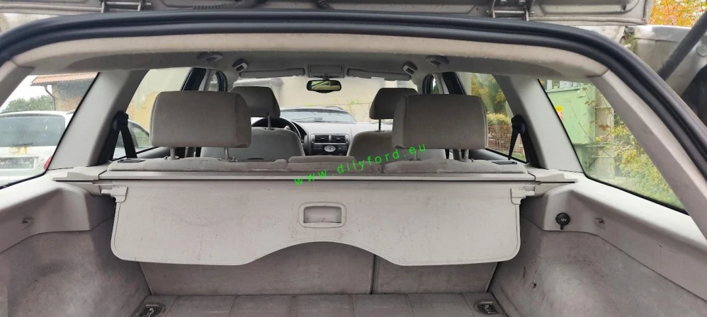 roleta Mondeo 01-06 světle šedá