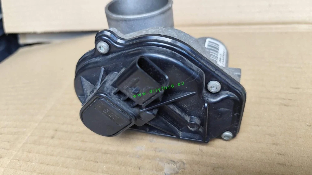 škrtící klapka VR2S6U-9E927-FC