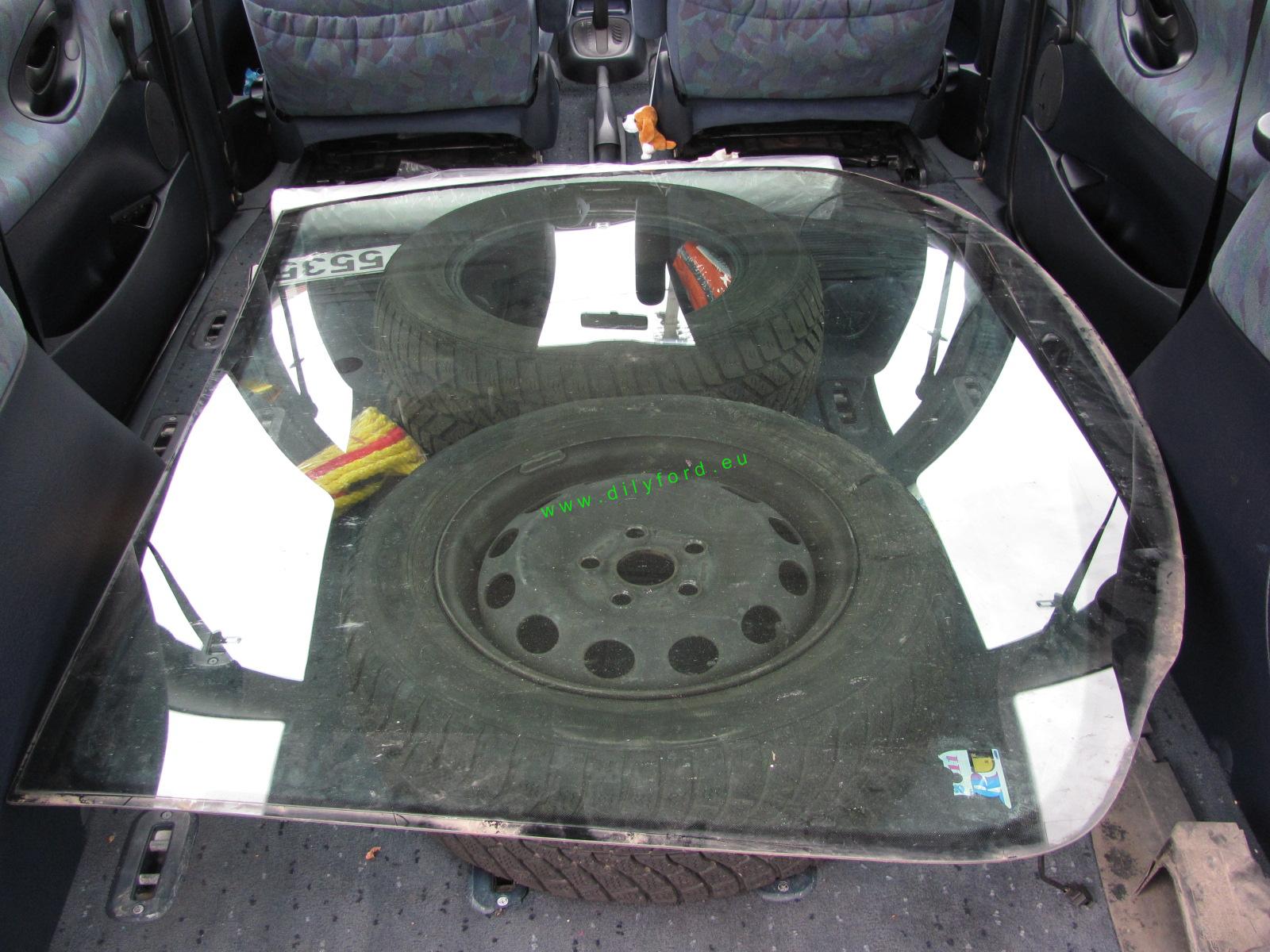 sklo čelní s vyhříváním Galaxy