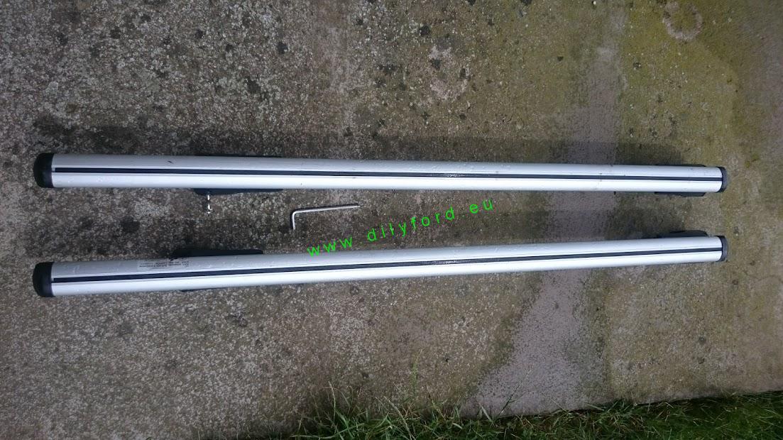 Alu střešní nosič - příčníky MENABO-BRIO zamykací 120cm