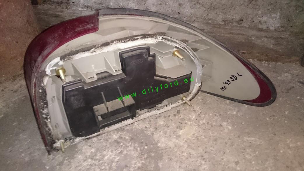 světlo LZ Mondeo I 5D