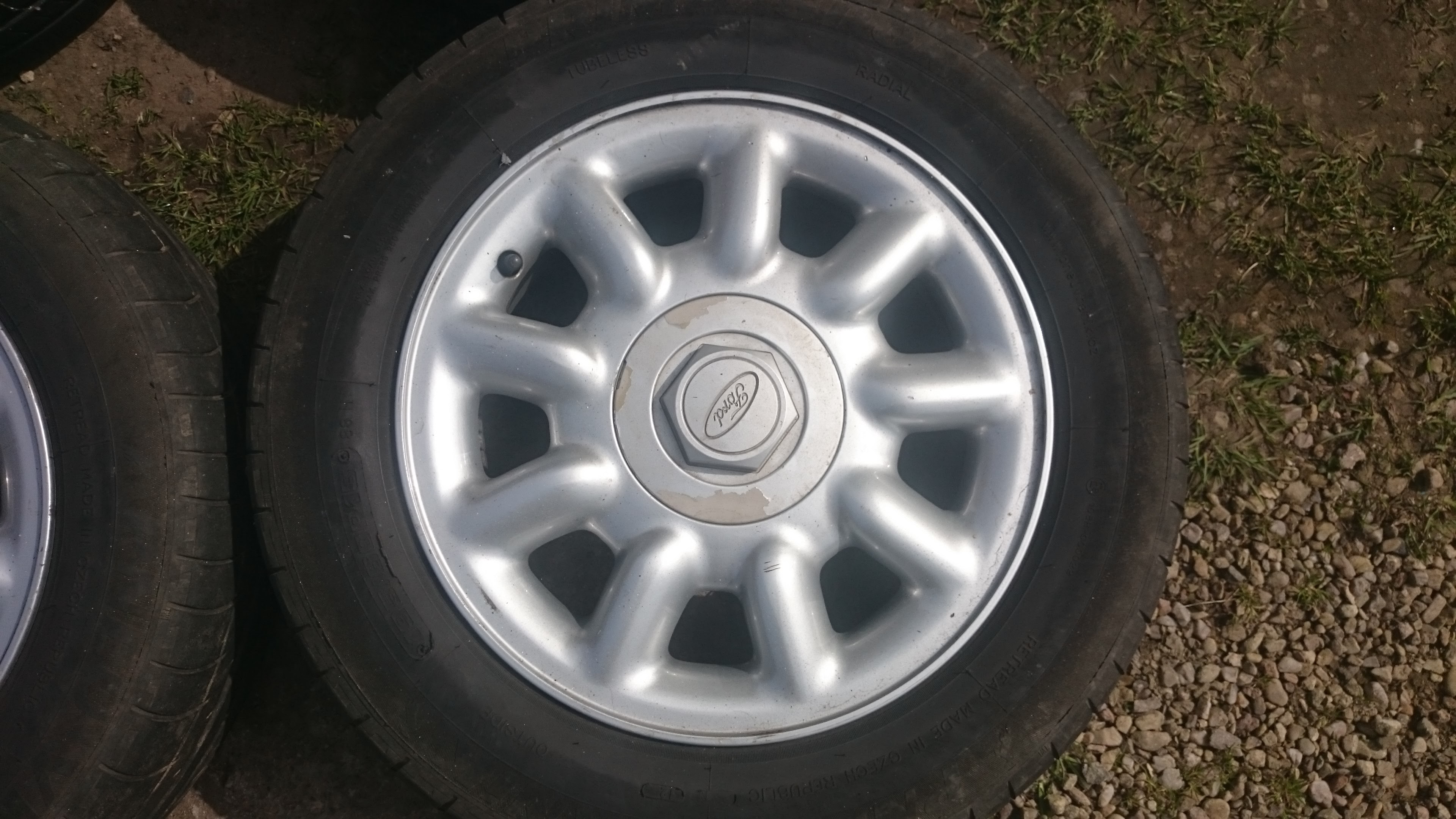 15" Alu 4x108 + letní pneu 195/60