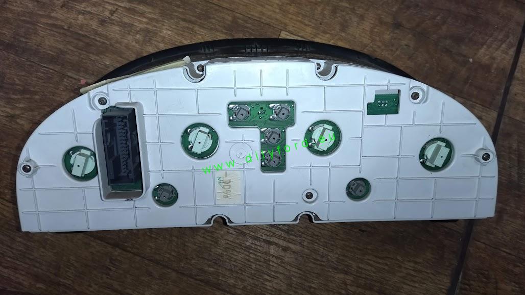 přístrojovka Mondeo III benzin FL +PP