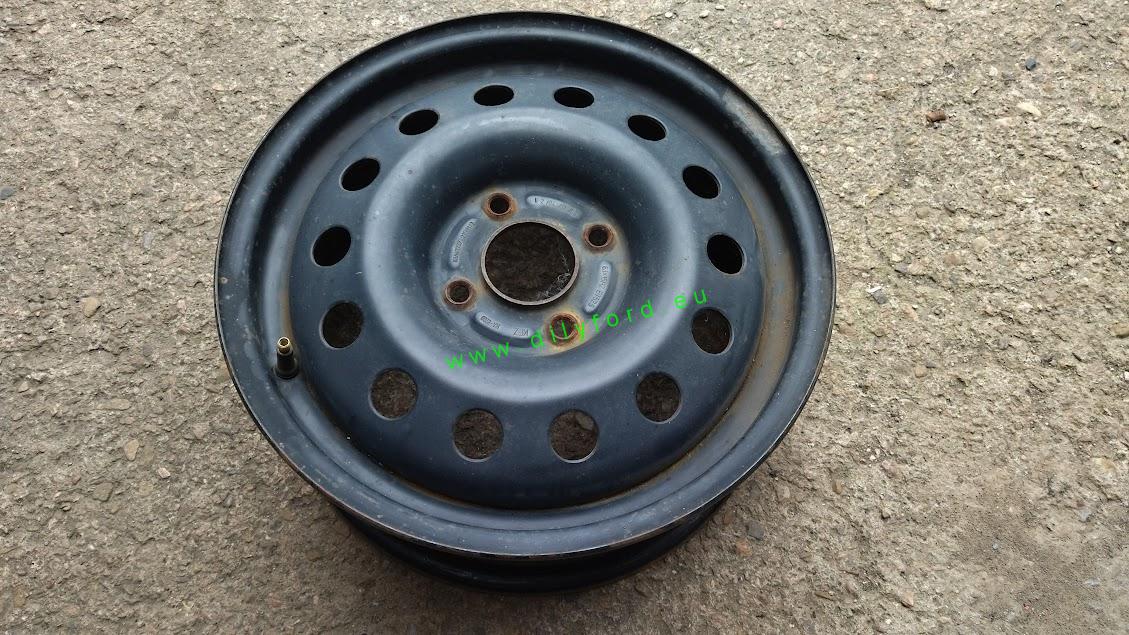 plechový disk 6Jx15 4x108 ET52,5