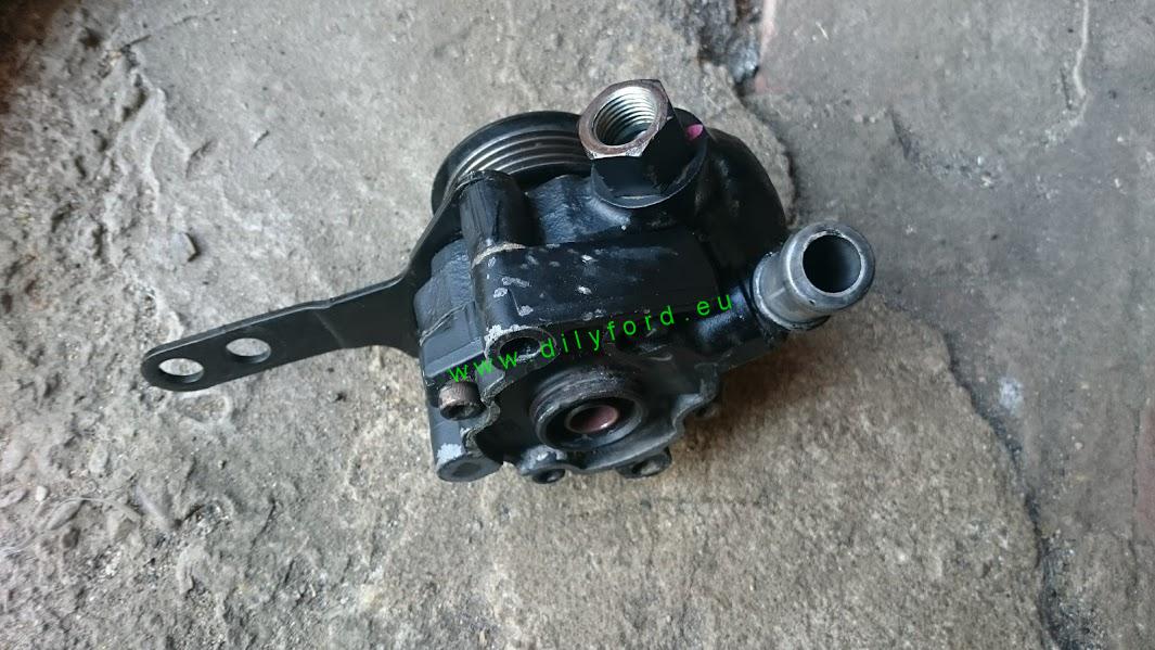 servo čerpadlo Mondeo MkIII TDCI
