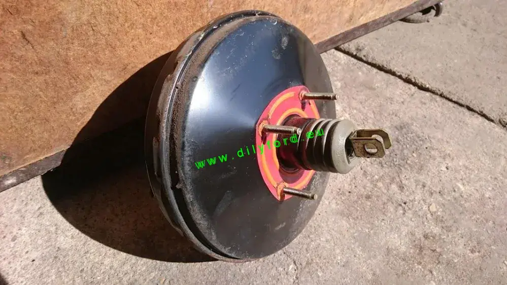 posilovač brzd Focus I