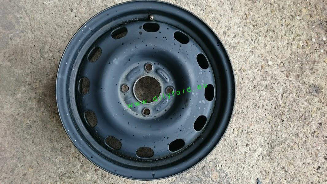 plechový disk 6Jx15 4x108 ET49,5