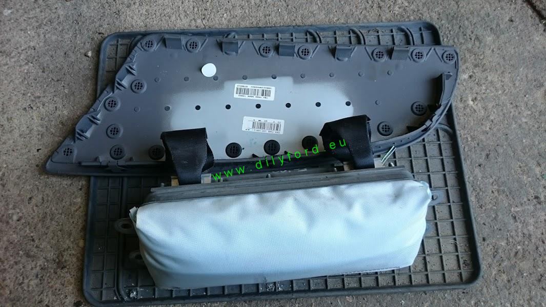 airbag spolujezdce Focus I 