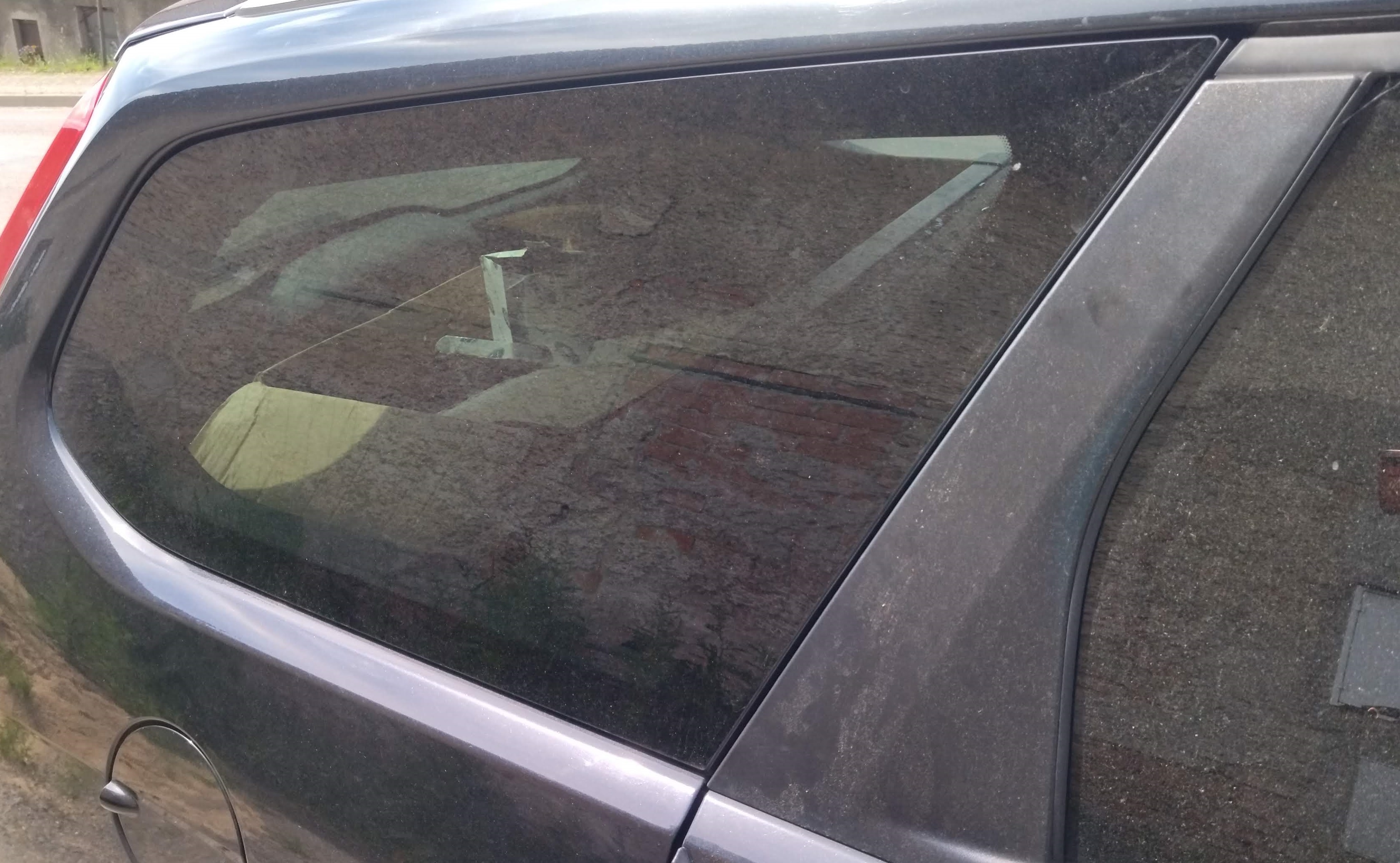 sklo pravé zadní boční Focus II kombi