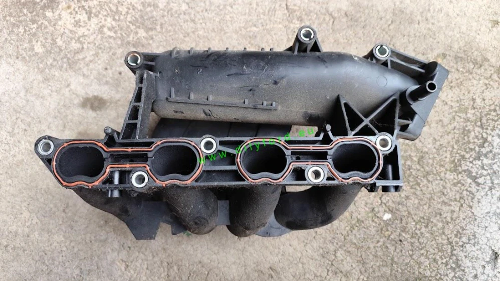 sání Focus 1.6i 74kW FYDB/FYDD