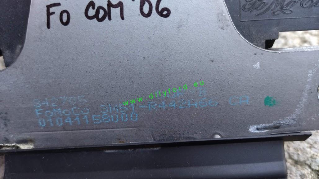 zámek + centrál kufru Focus MkII 5PIN