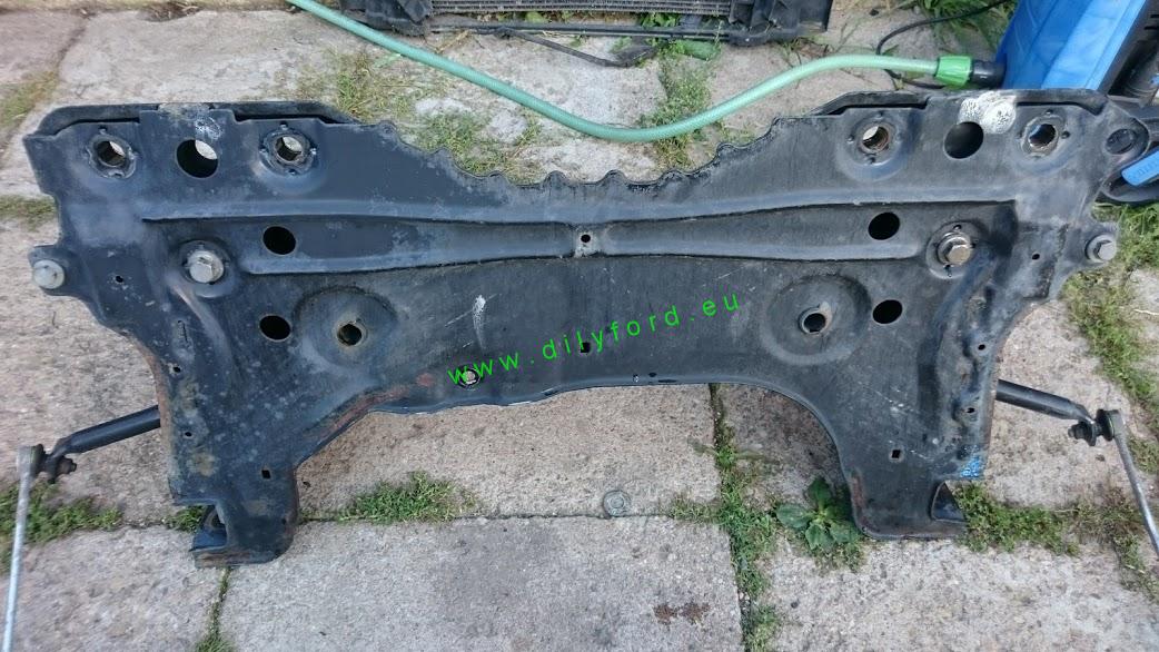 nápravnice přední Focus I TOP stav