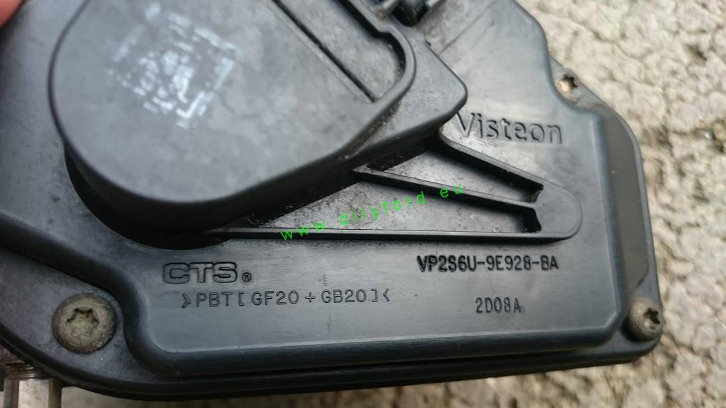 škrtící klapka 2S6U-9E927-C
