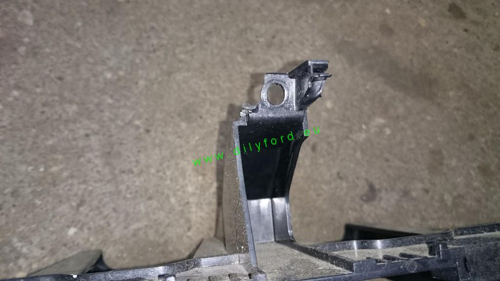 konzole rádia C-Max 2009