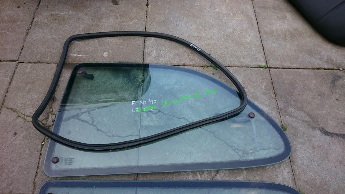 vyklápěcí zadní boční skla Fiesta Mk4 3D