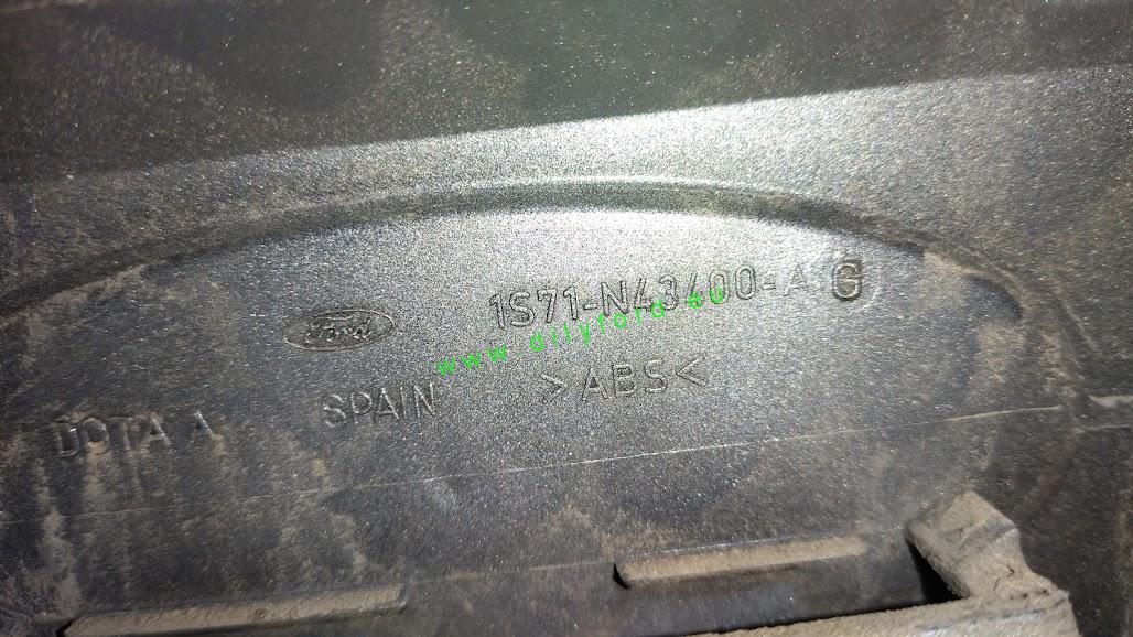 lišta nad RZ Mondeo III kombi