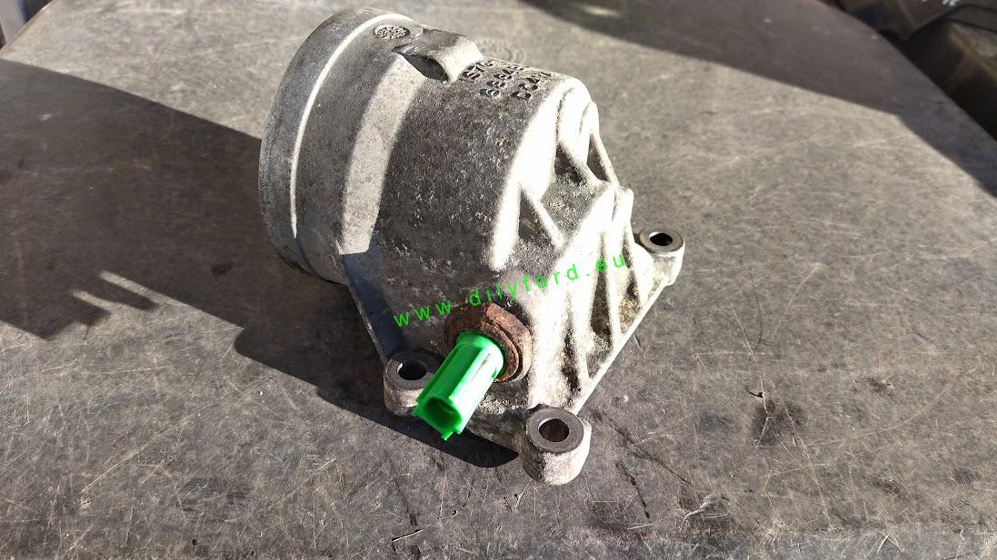 držák ol. filtru motoru Duratec