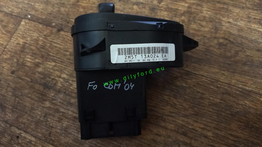 spínač světlometů Focus I verze4